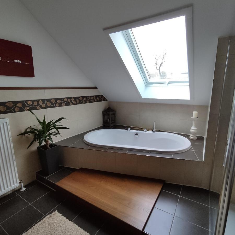 Ferienwohnung Adelhardt Eckersdorf Exteriör bild