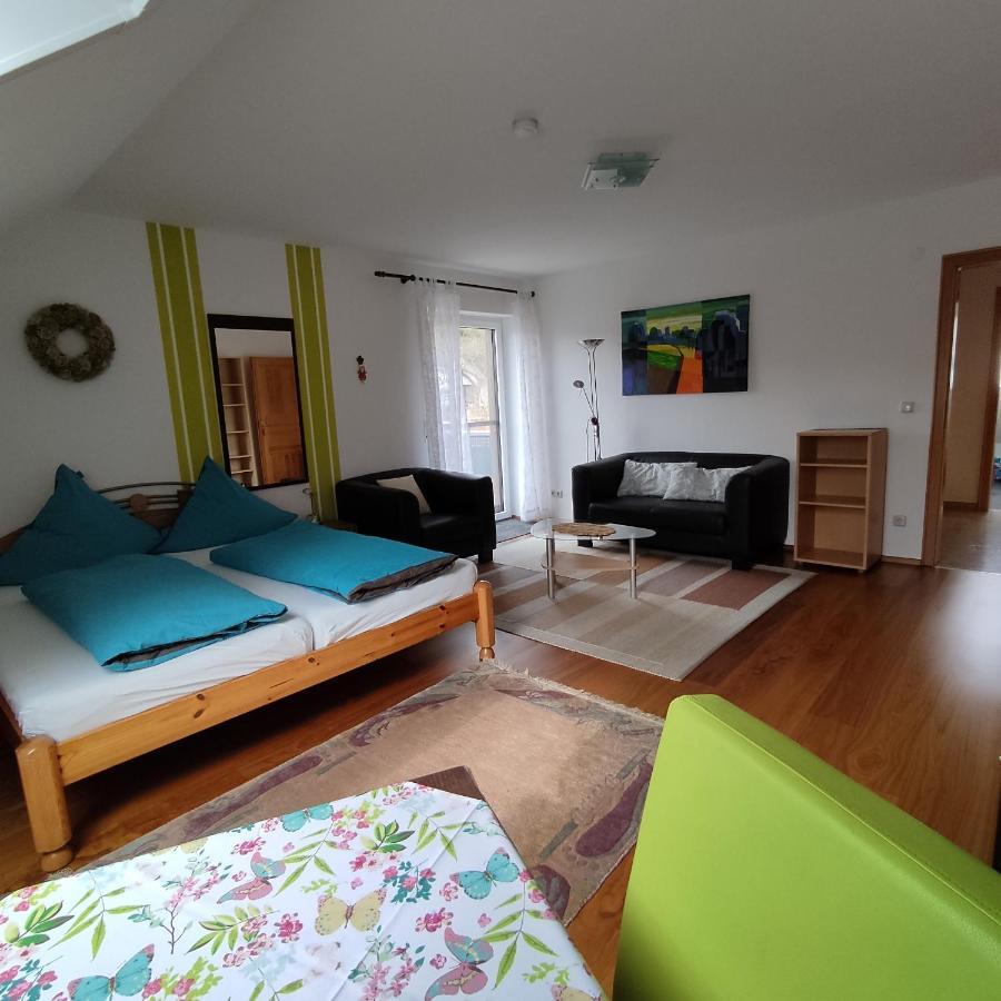Ferienwohnung Adelhardt Eckersdorf Exteriör bild